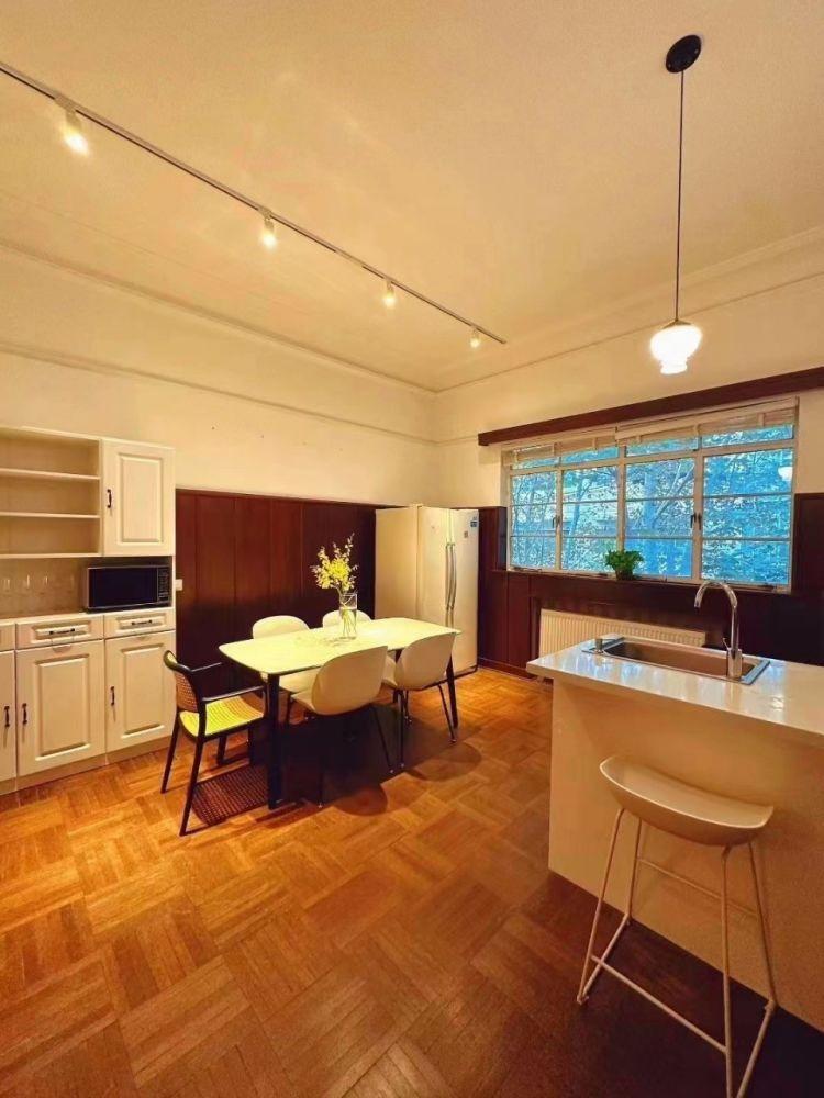 上海长乐路1131弄小区二手房房源图片