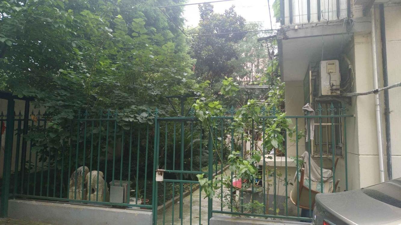 上海长乐路1131弄小区二手房房源图片