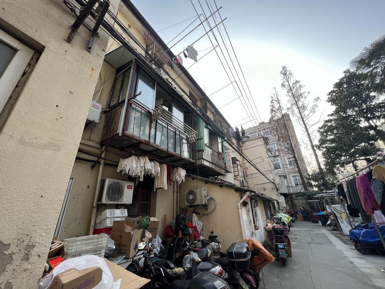 上海瞿溪路1200弄小区二手房房源图片