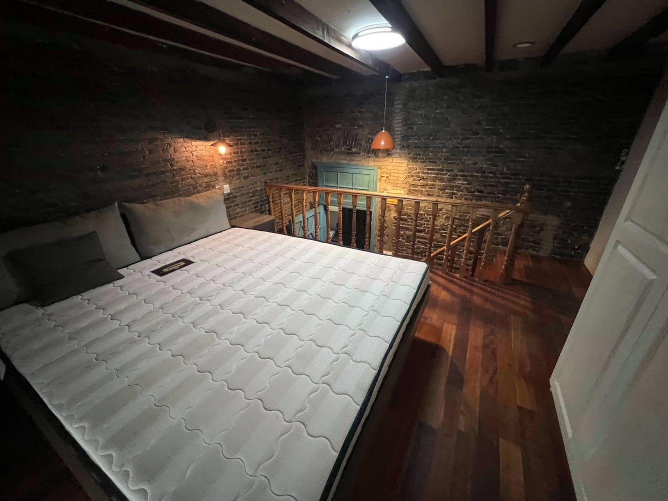 上海南昌路212弄小区二手房房源图片