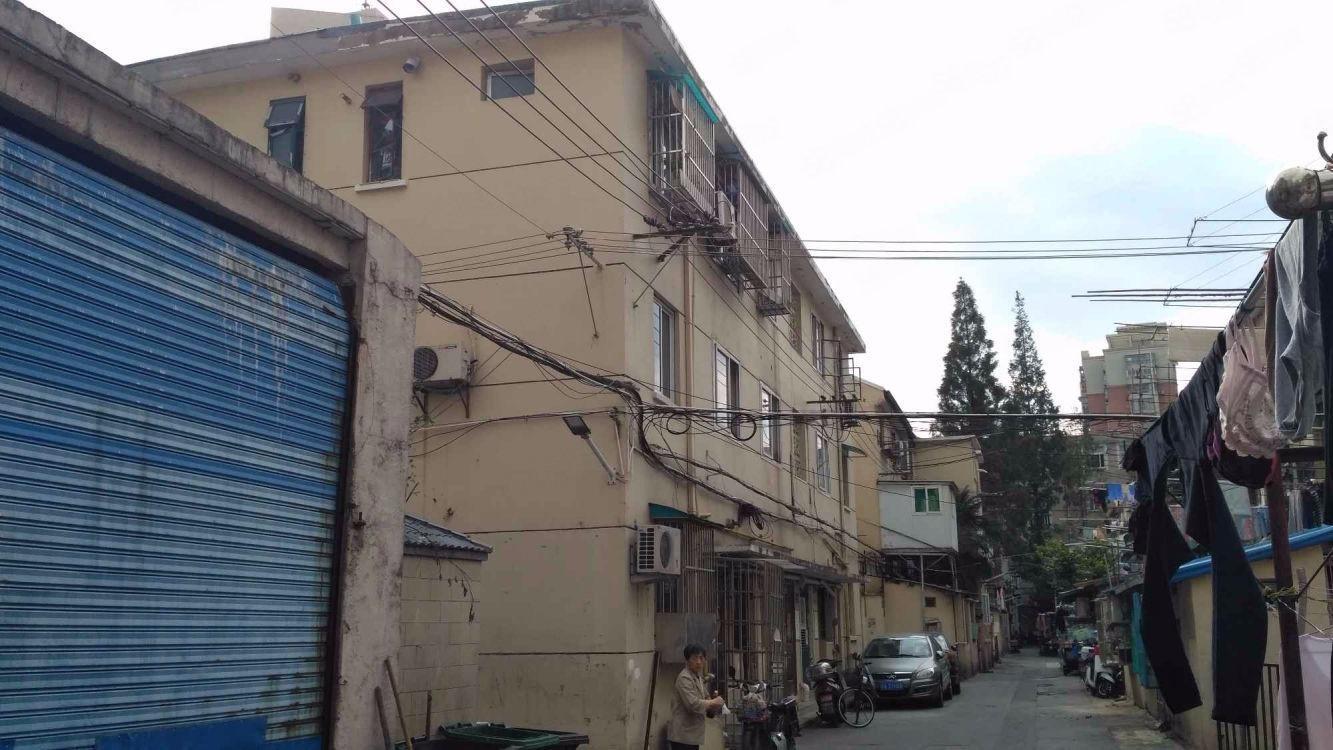 上海瞿溪路1200弄小区二手房房源图片