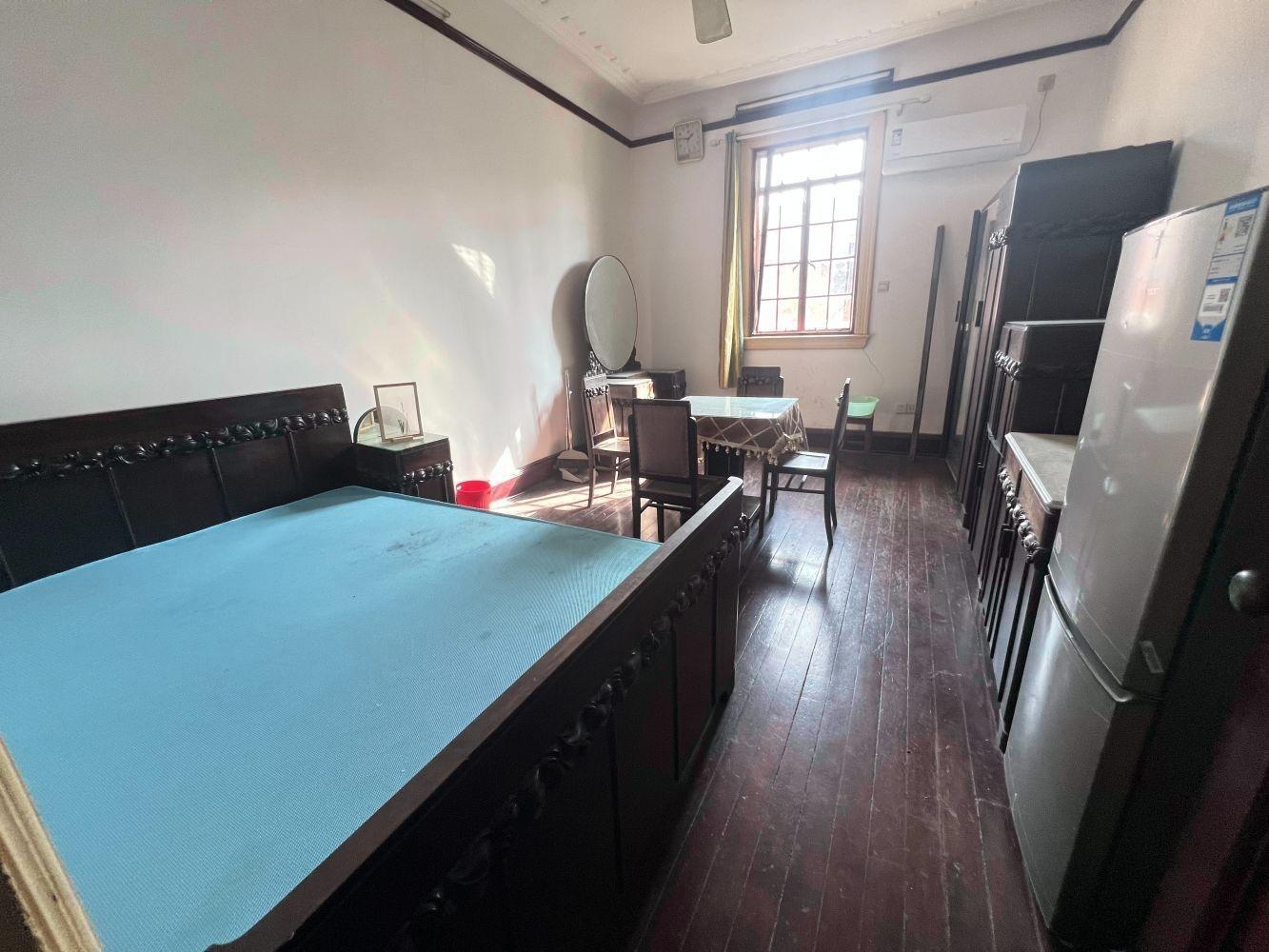 上海静安别墅二手房房源图片