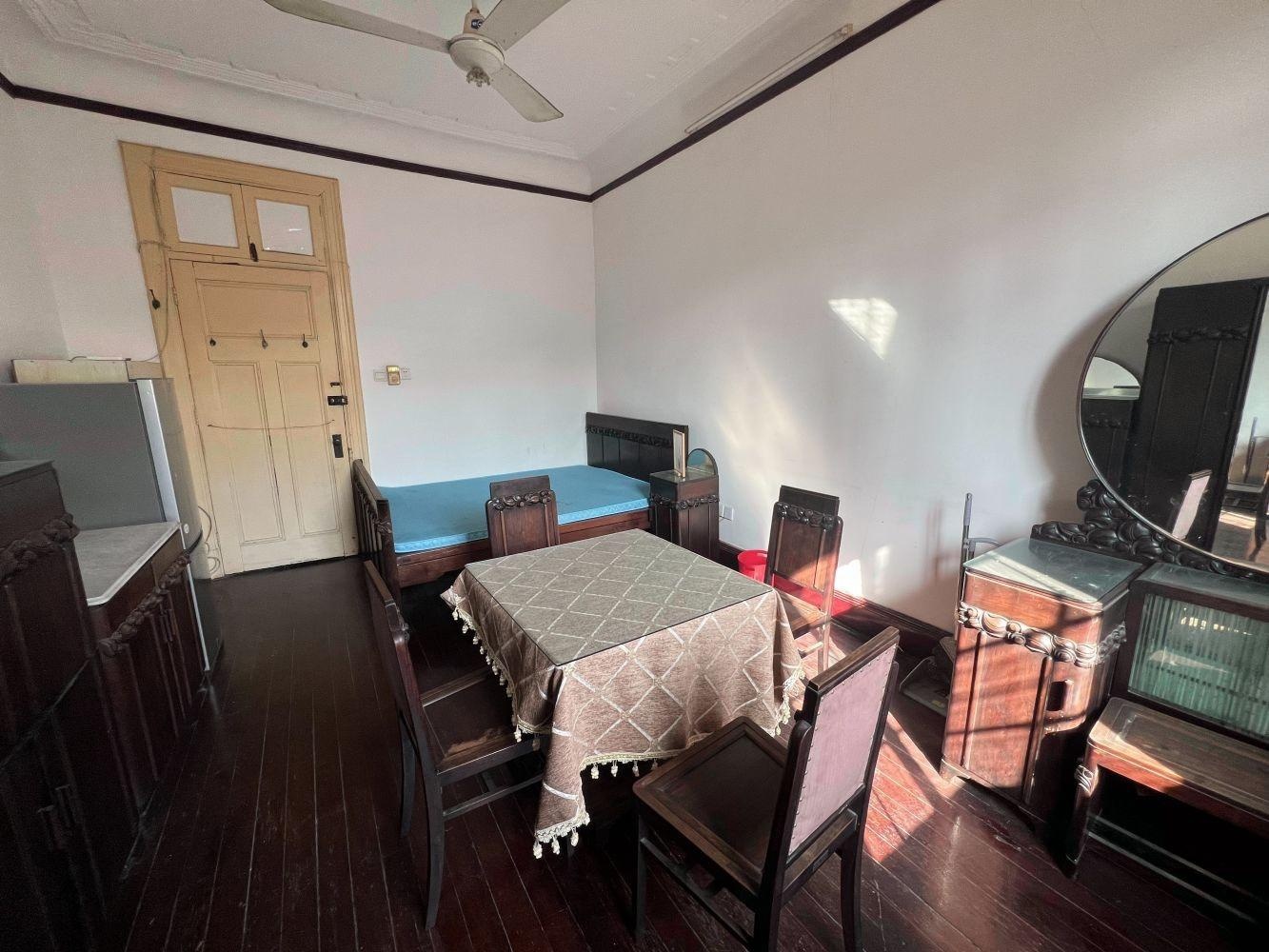 上海静安别墅二手房房源图片