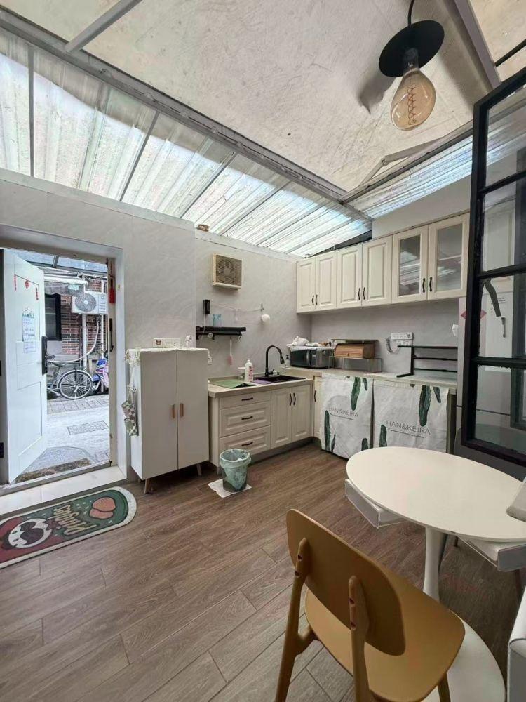 上海愚园路608弄小区二手房房源图片