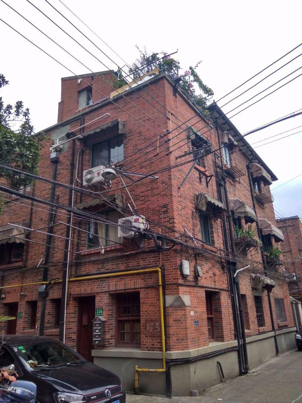 上海愚园路608弄小区二手房房源图片