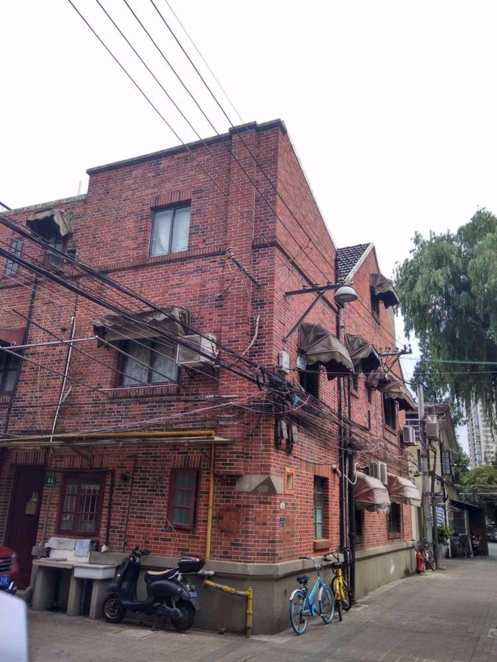 上海愚园路608弄小区二手房房源图片