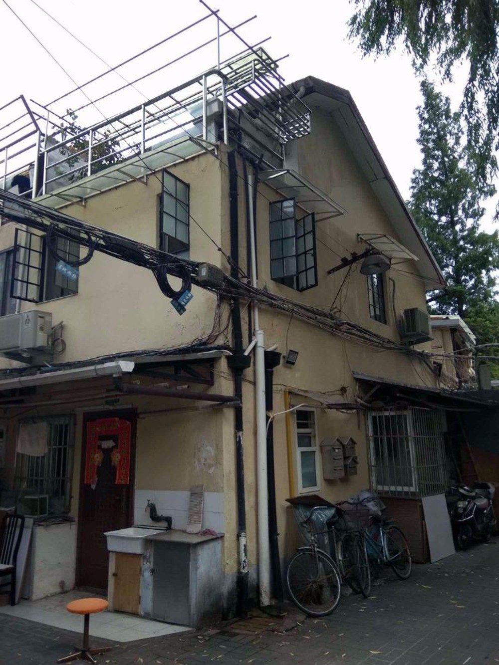 上海愚园路608弄小区二手房房源图片