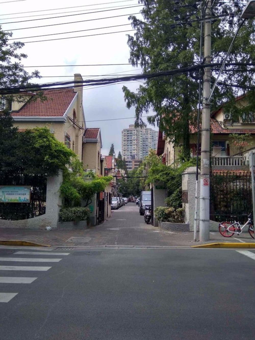 上海愚园路608弄小区二手房房源图片