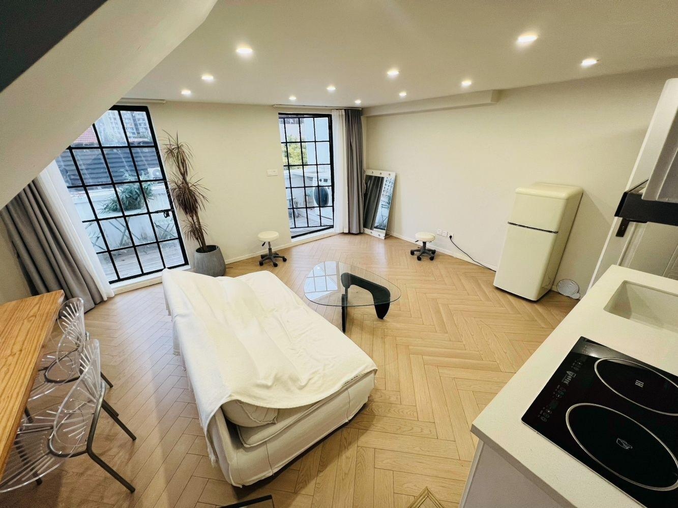 上海永嘉路345弄小区二手房房源图片