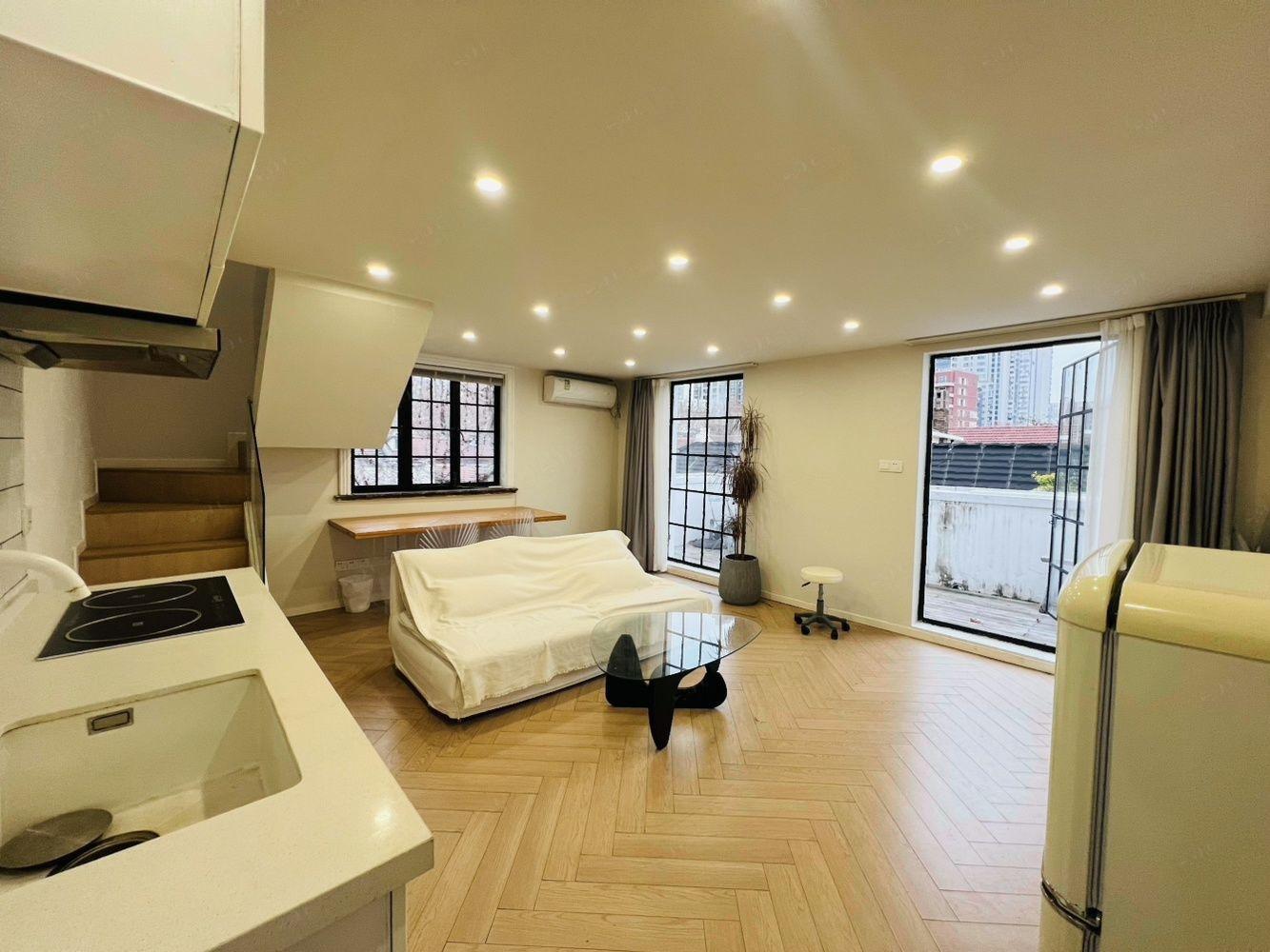 上海永嘉路345弄小区二手房房源图片