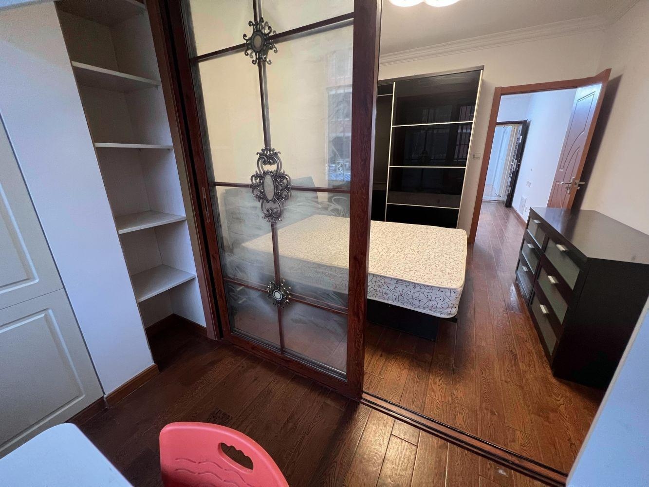 上海斜土路520号二手房房源图片