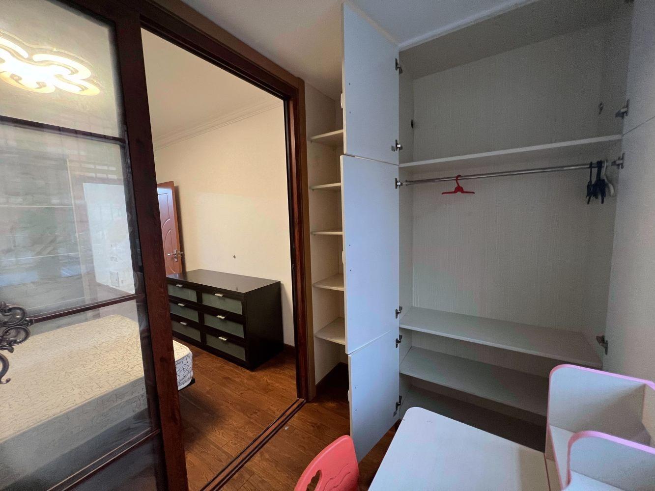 上海斜土路520号二手房房源图片