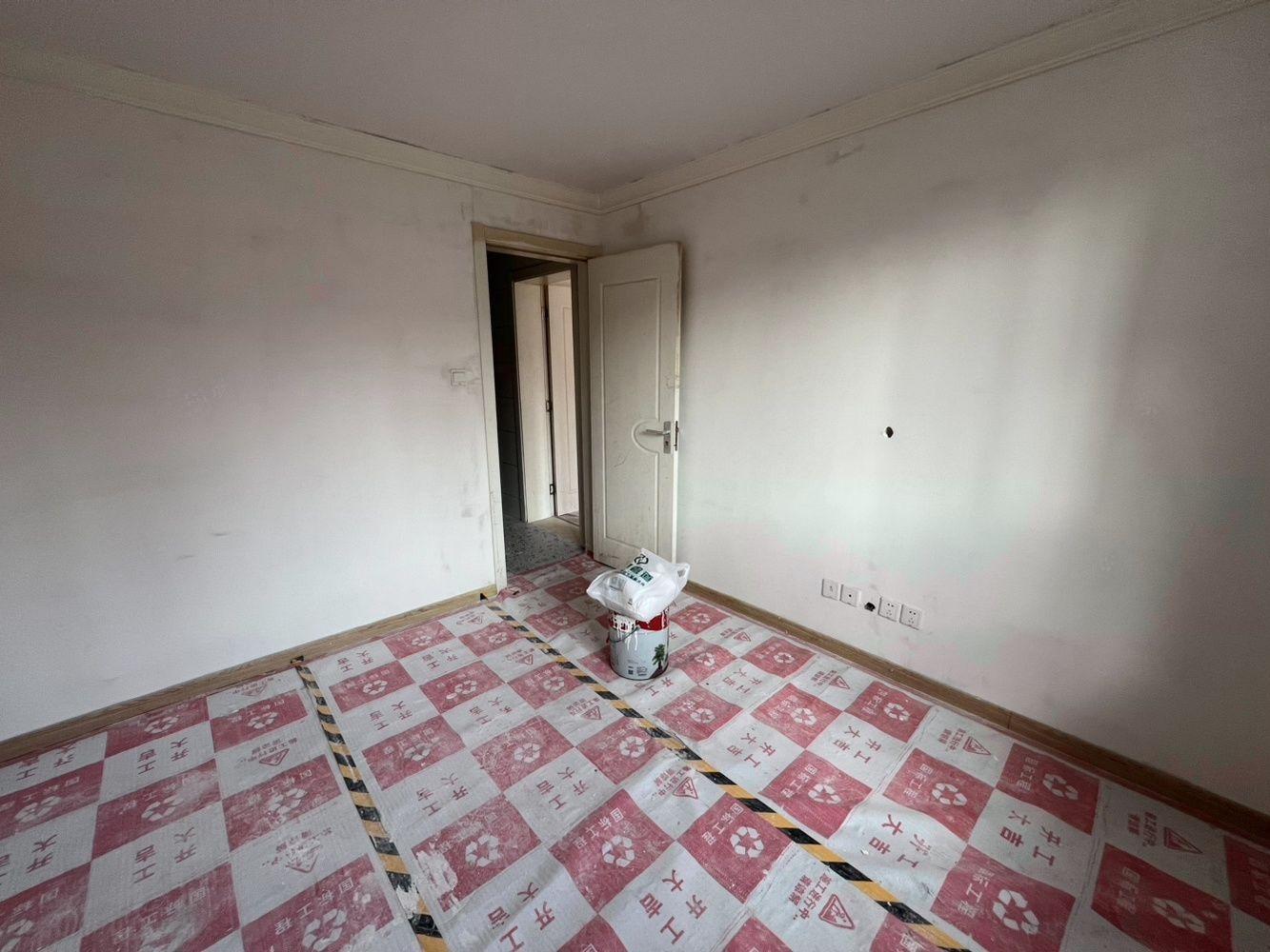 上海南昌路151弄小区二手房房源图片