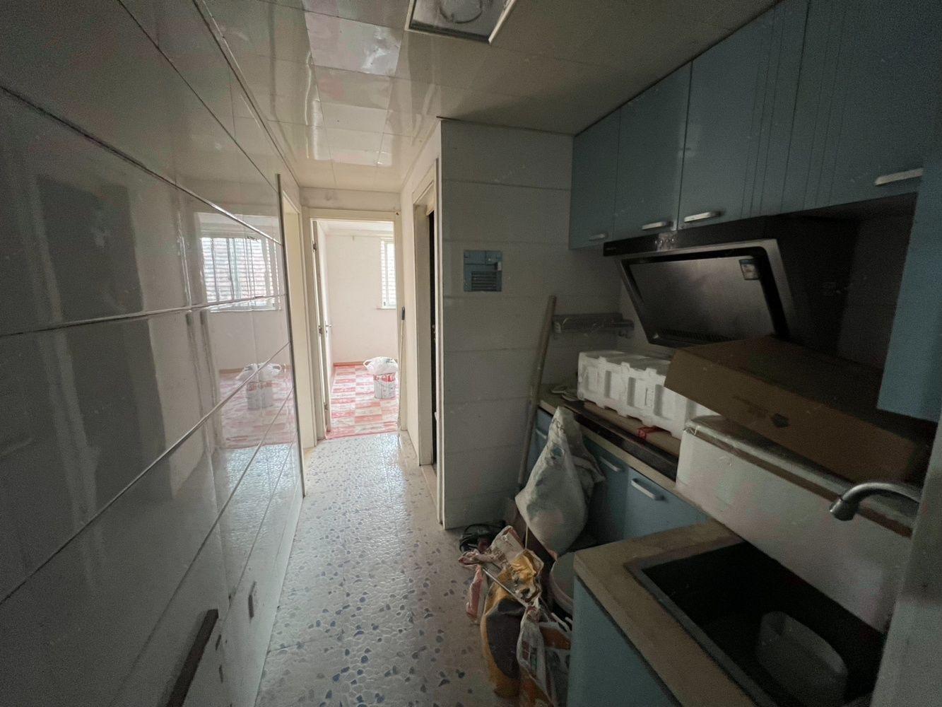 上海南昌路151弄小区二手房房源图片