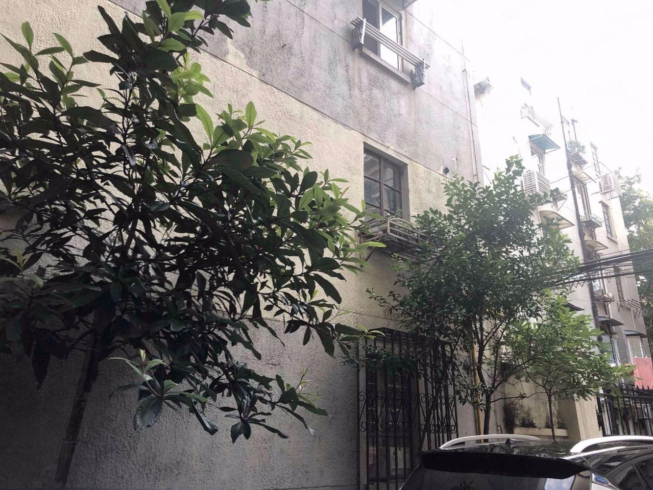 上海南昌路151弄小区二手房房源图片