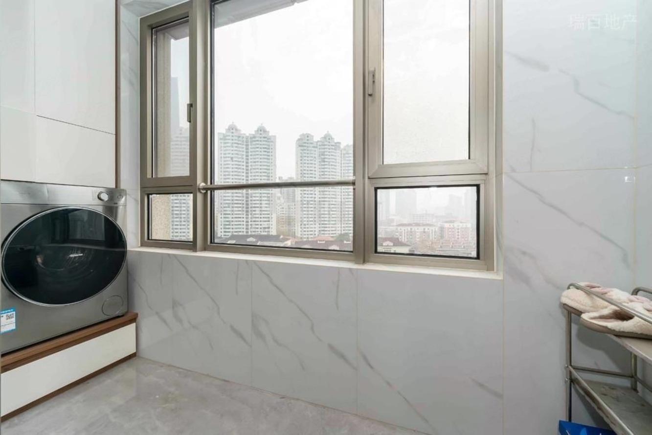 上海中皇广场二手房房源图片