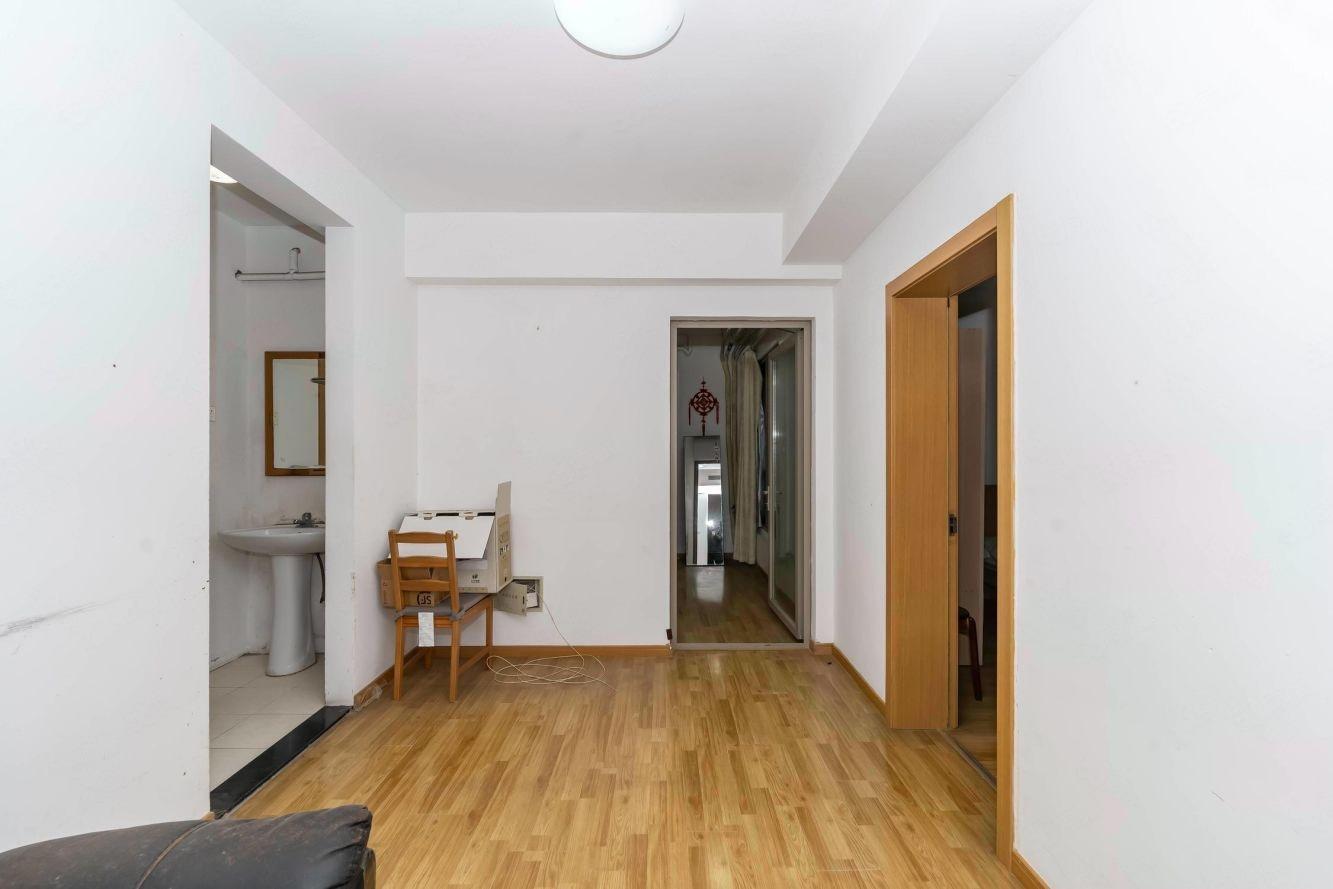 上海中信和平家园二手房房源图片