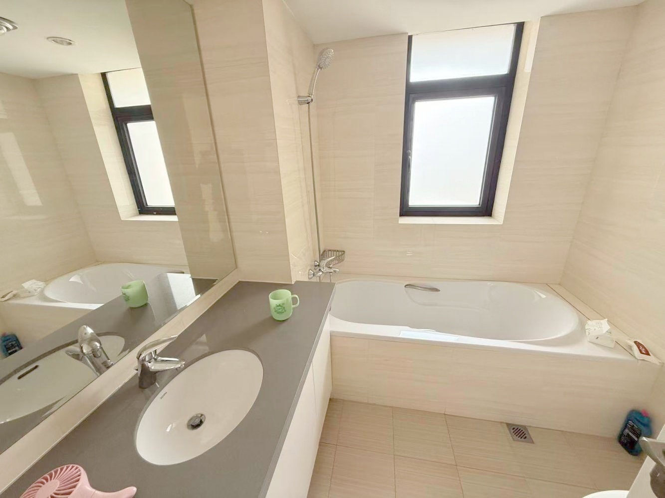 上海东方巴黎霞飞苑二手房房源图片