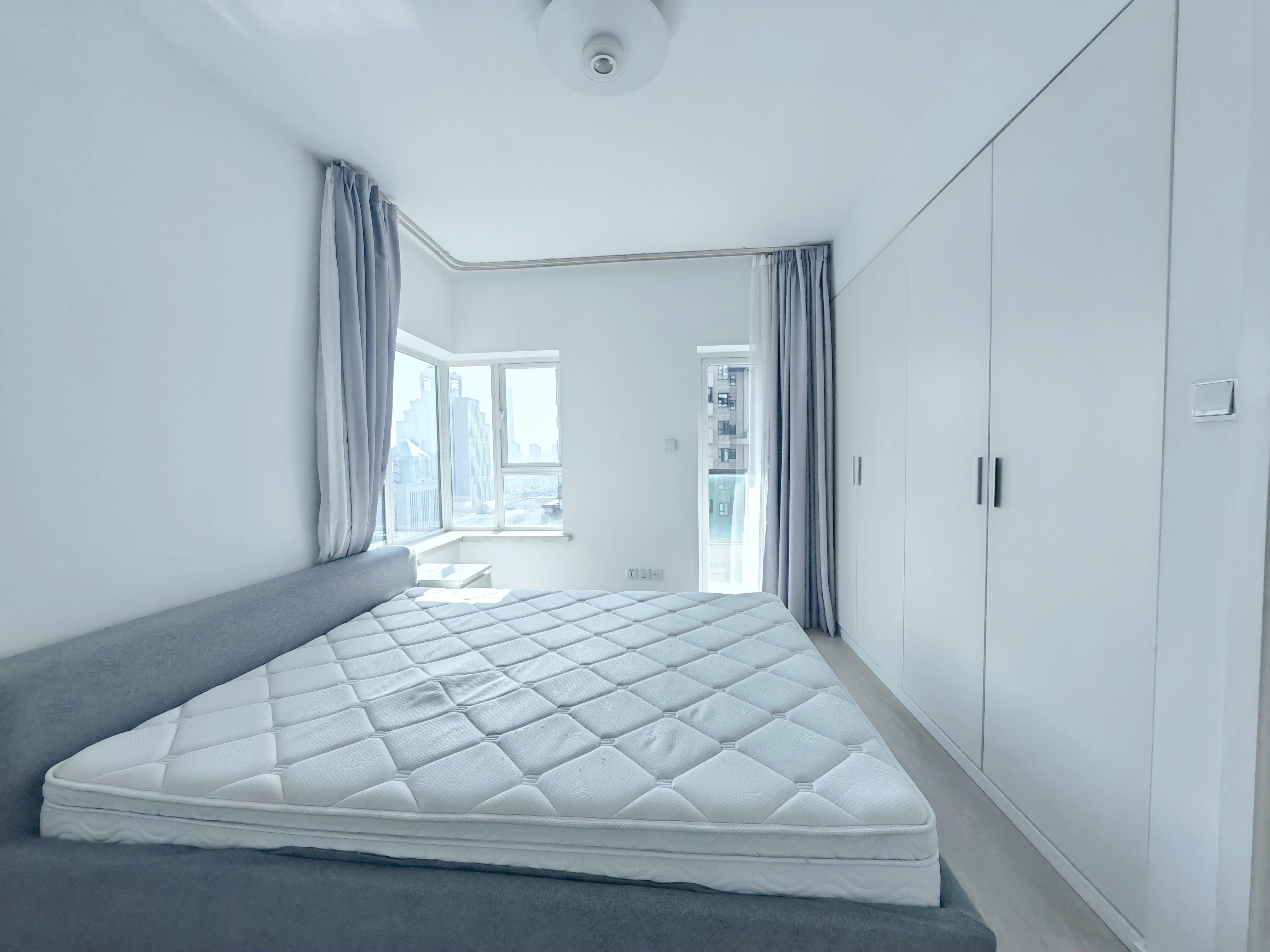 上海鸿艺豪苑二手房房源图片