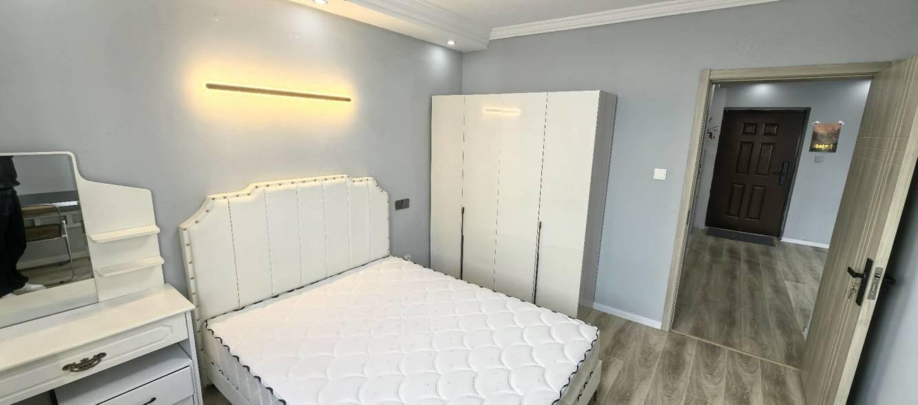 上海金海华城鸿明佳苑二手房房源图片