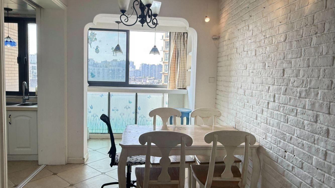 上海滨江晶典二手房房源图片