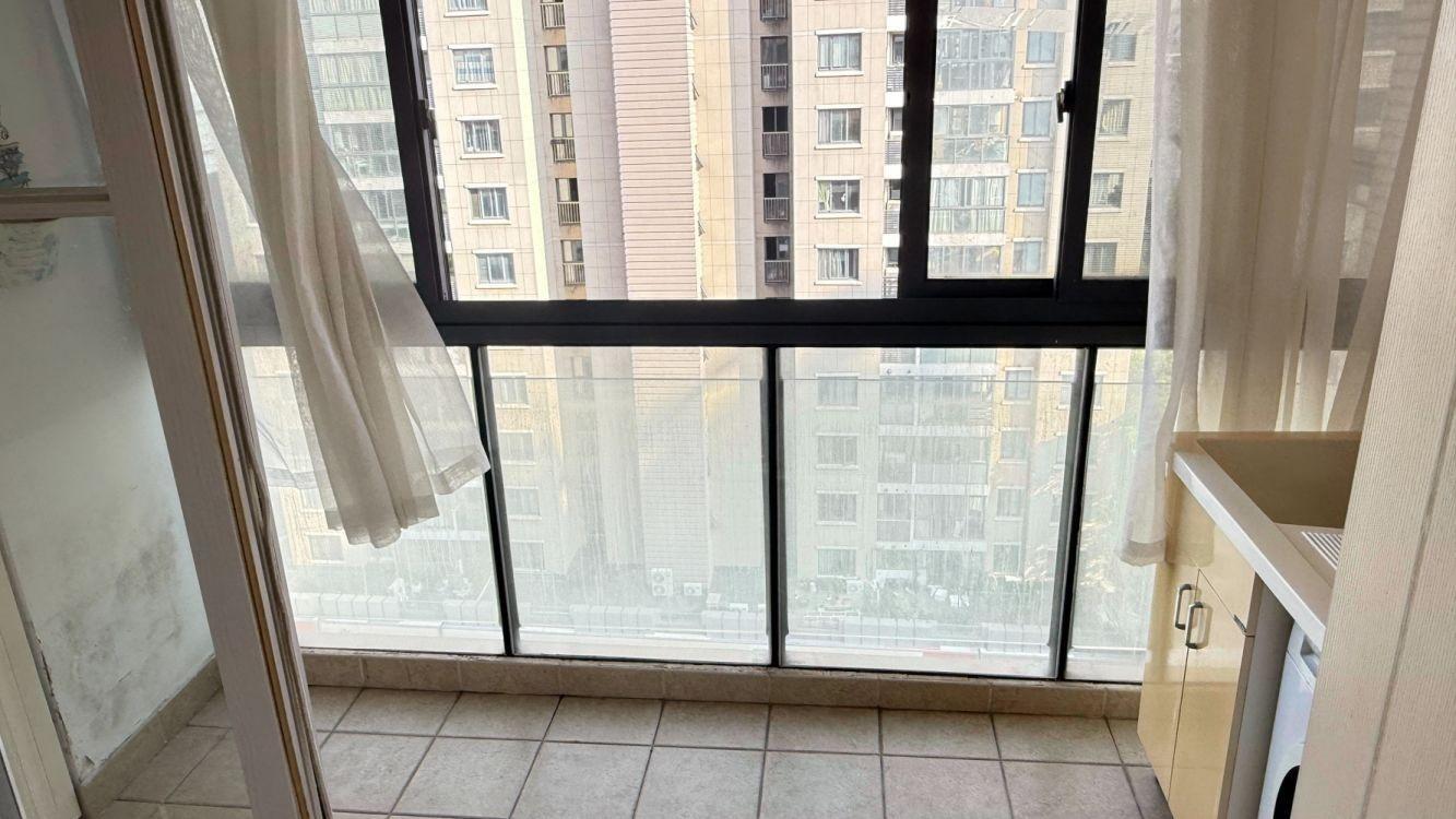 上海滨江晶典二手房房源图片