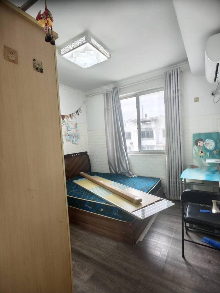 上海龚路新城二手房房源图片