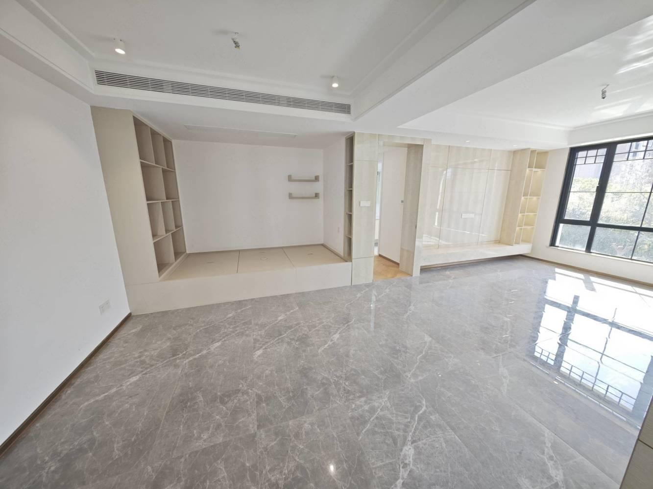 上海佩玛山丘二手房房源图片