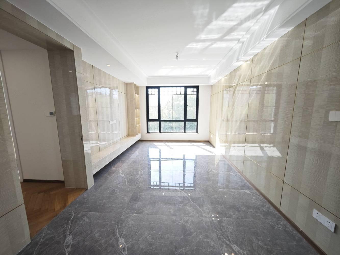 上海佩玛山丘二手房房源图片