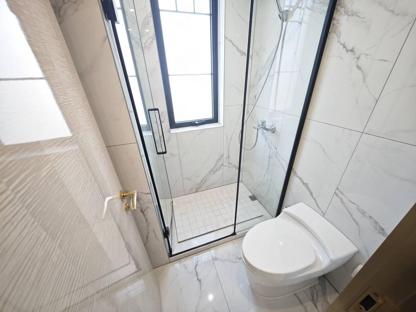 上海佩玛山丘二手房房源图片