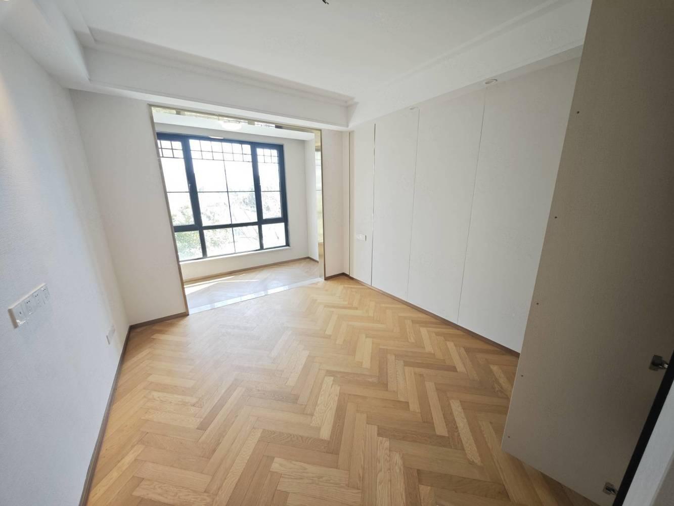 上海佩玛山丘二手房房源图片