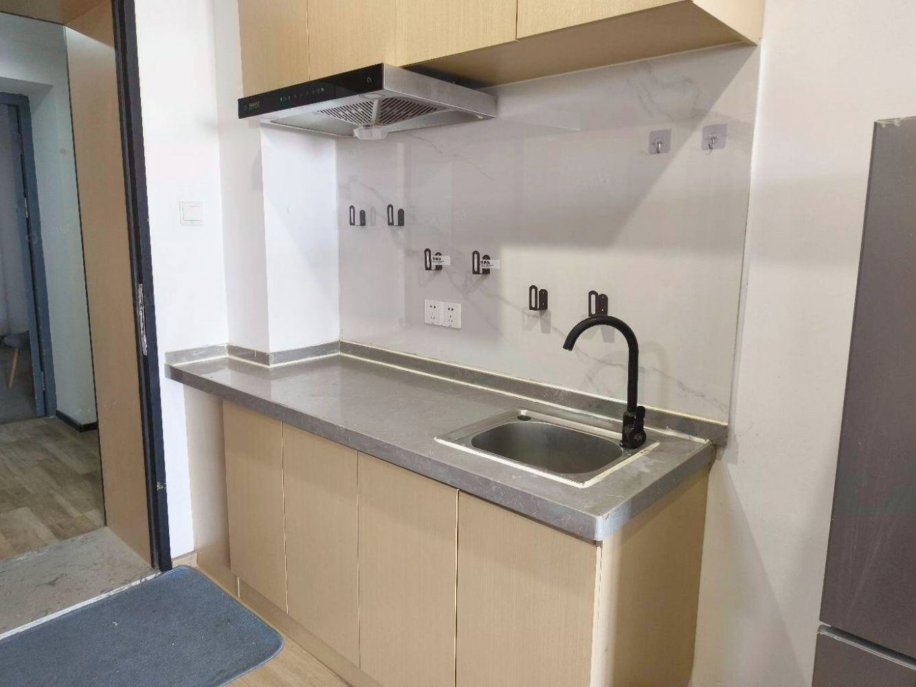 上海南翔东方伟业广场二手房房源图片