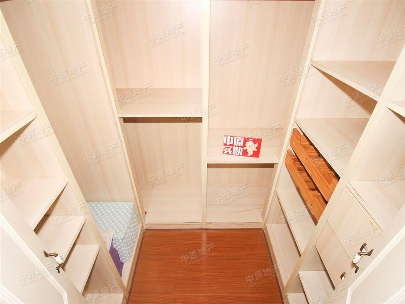 上海长阳新苑二手房房源图片