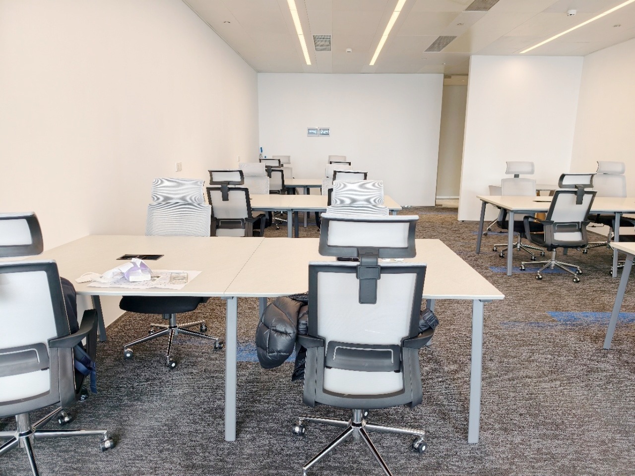 上海信泰融资大厦二手房房源图片