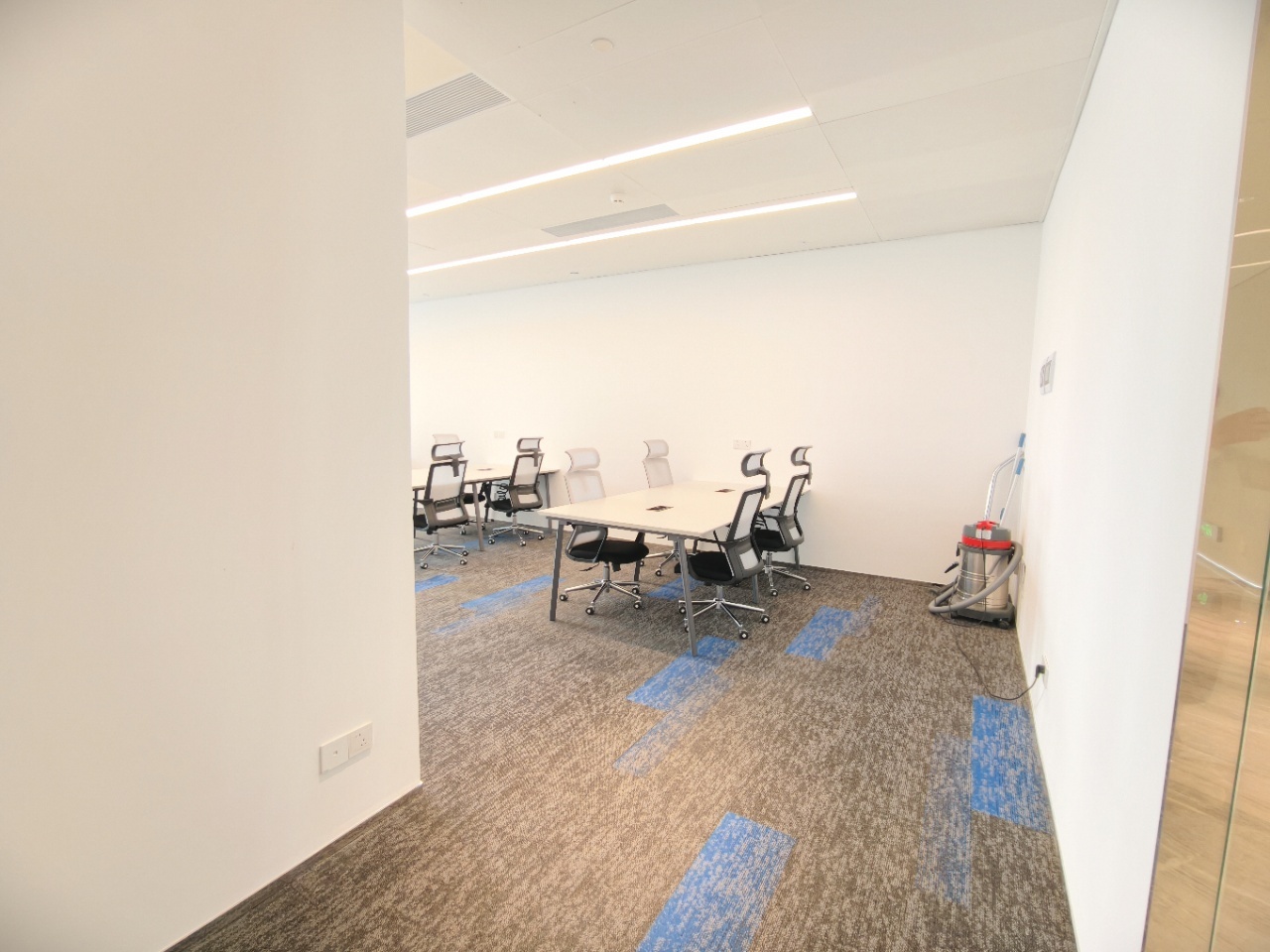 上海信泰融资大厦二手房房源图片