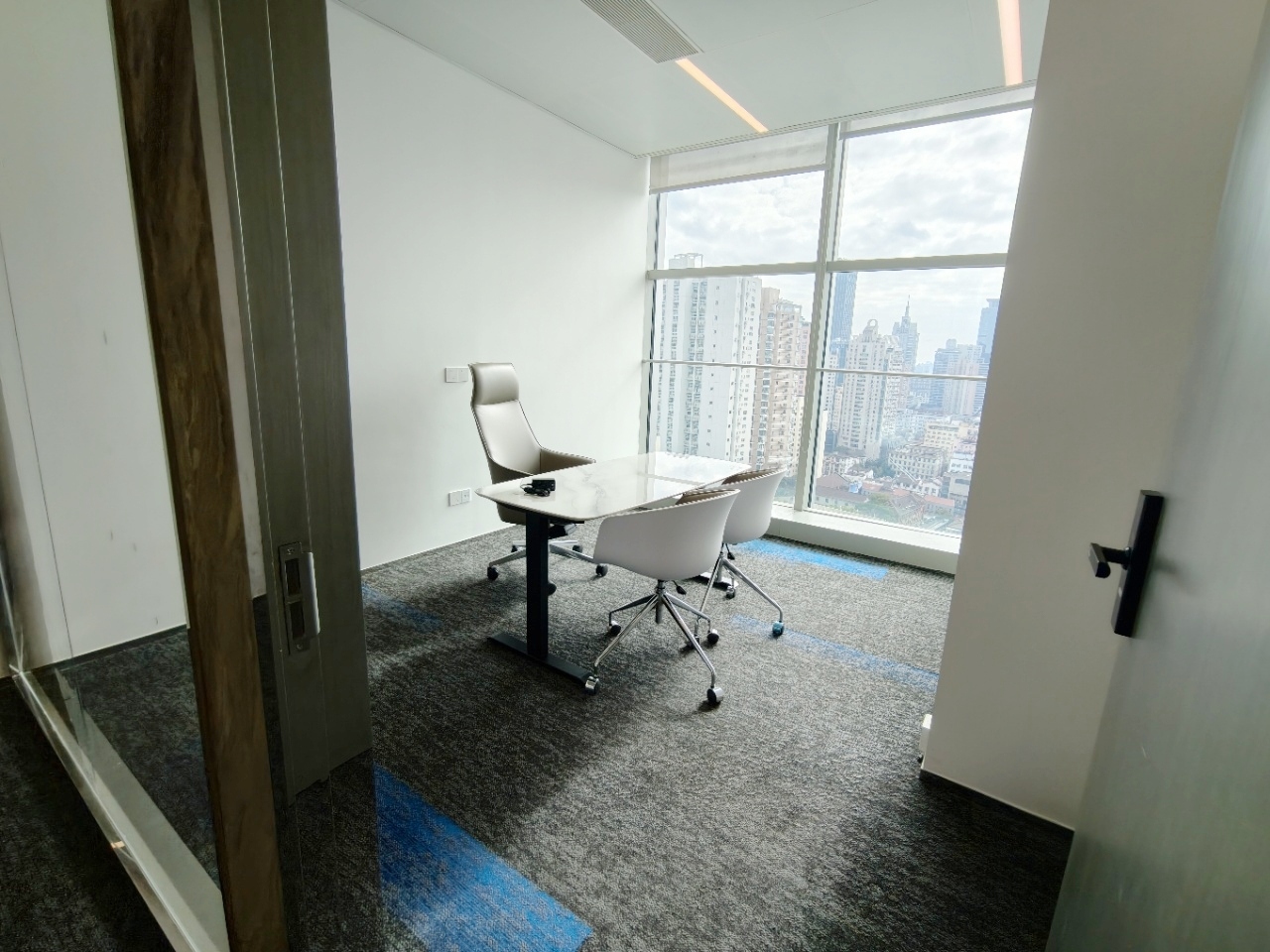 上海信泰融资大厦二手房房源图片