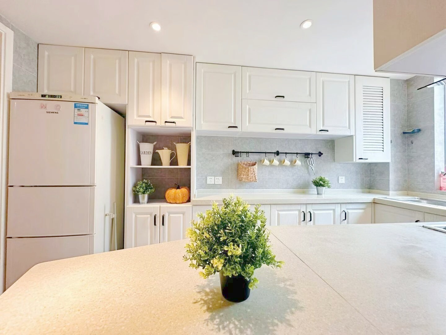 上海艺术公寓二手房房源图片