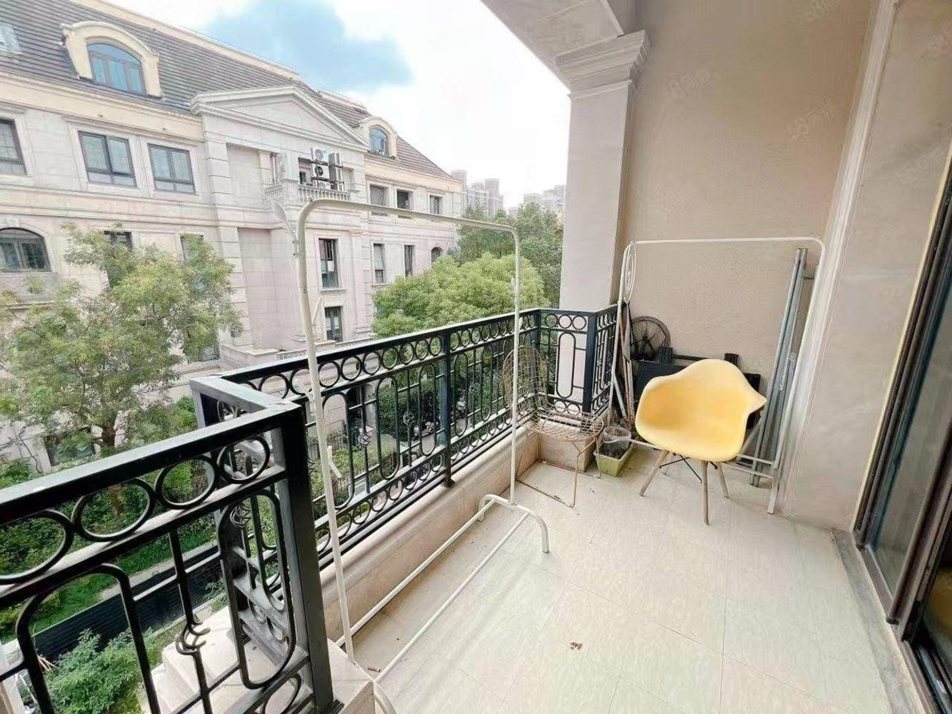 上海九龙仓兰宫二手房房源图片