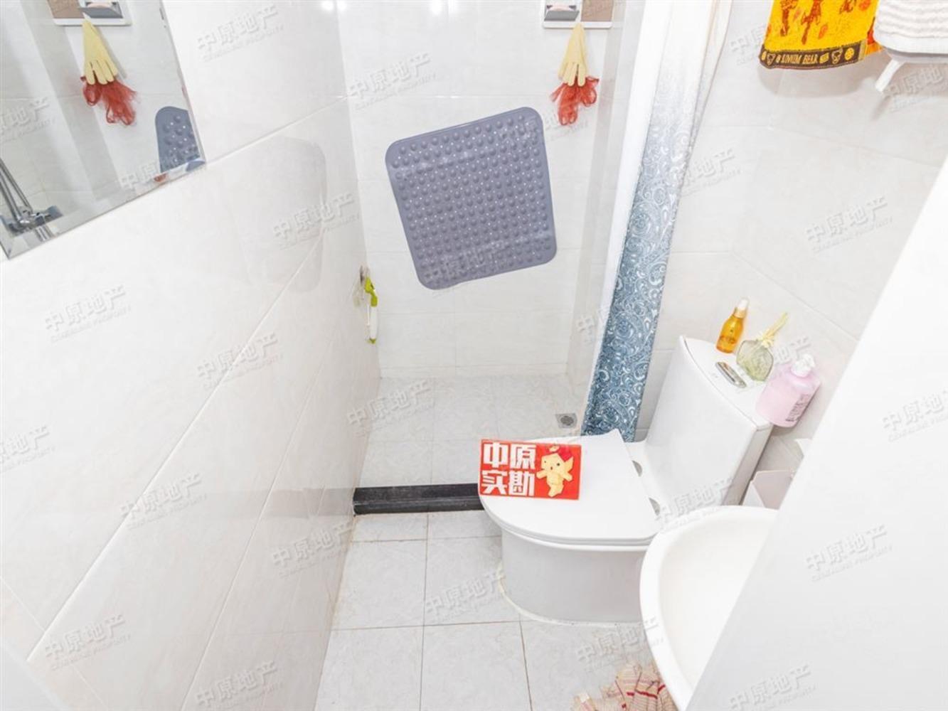 上海凤城三村二手房房源图片