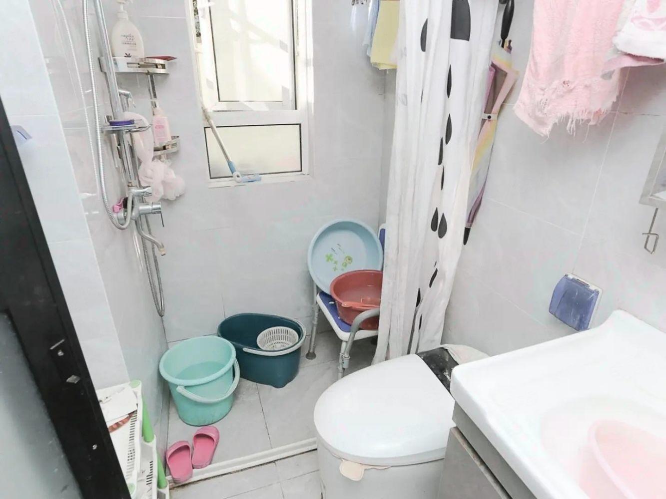 上海辽阳小区二手房房源图片