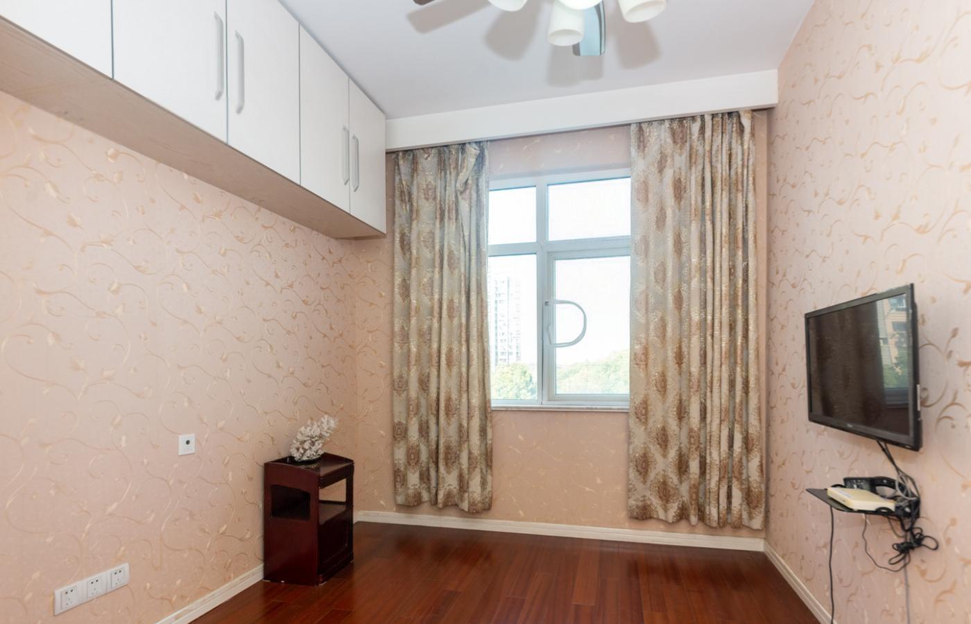 上海泰宸雅苑二手房房源图片