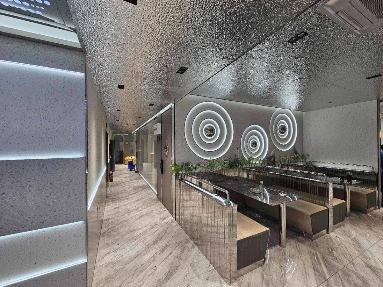 上海静安广场二手房房源图片