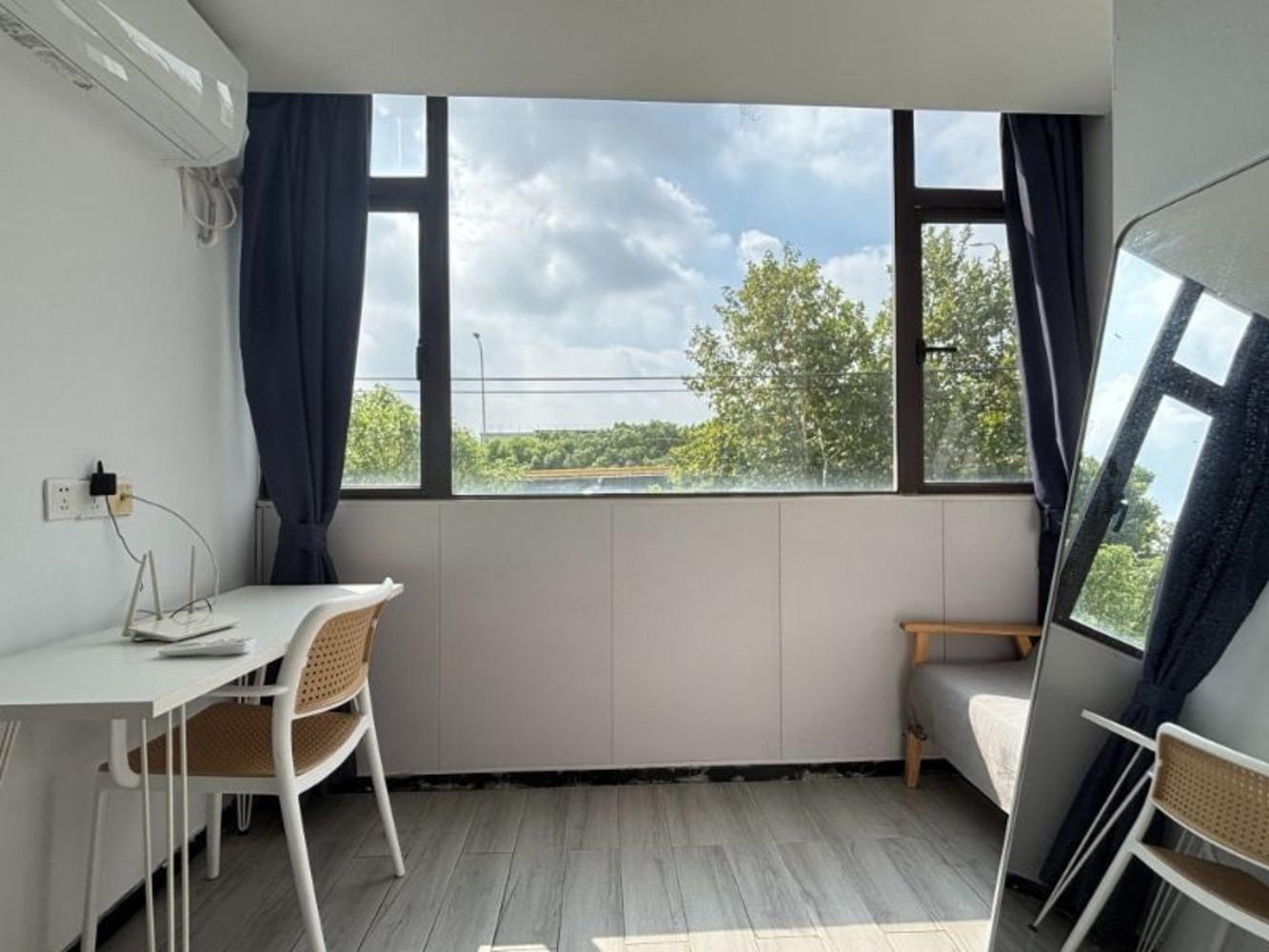 上海向阳工业小区二手房房源图片