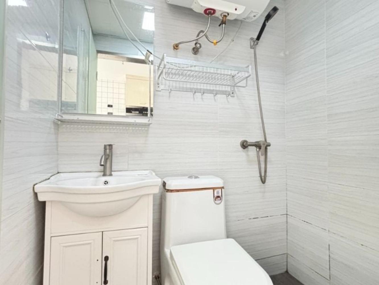 上海向阳工业小区二手房房源图片