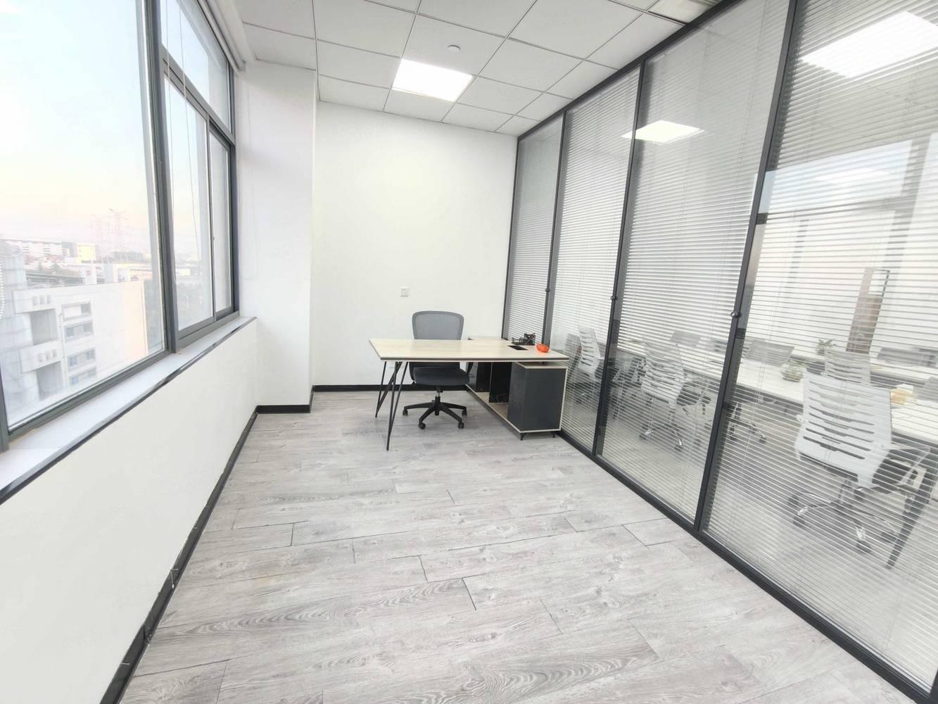 上海宝钢浦东国贸大厦二手房房源图片