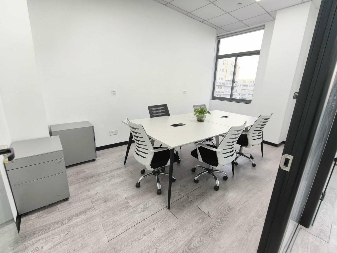 上海宝钢浦东国贸大厦二手房房源图片