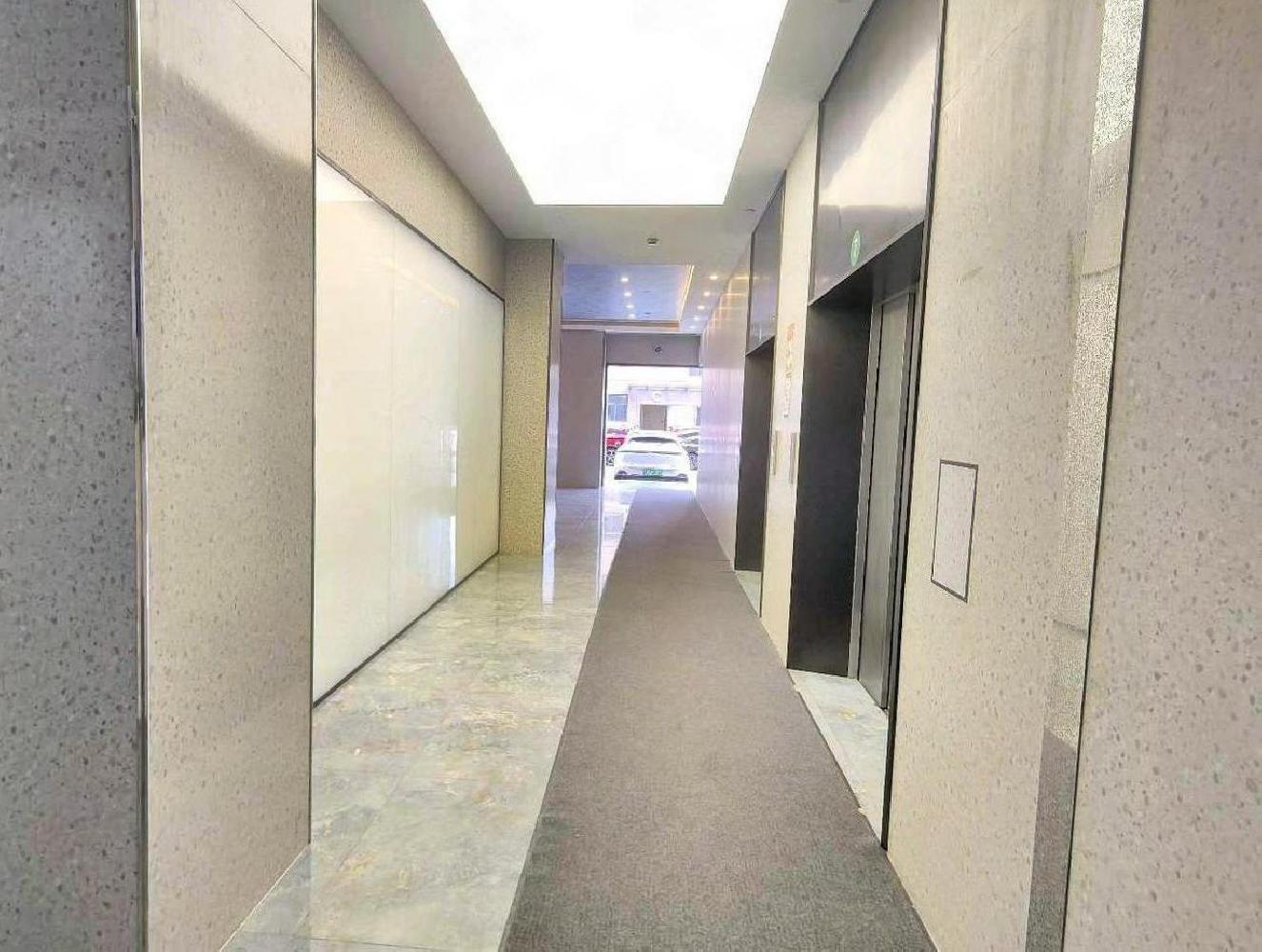 上海宝钢浦东国贸大厦二手房房源图片