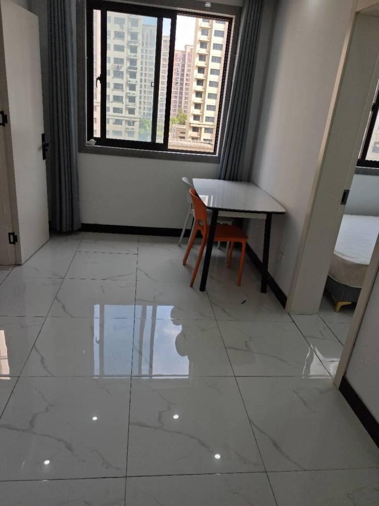 上海通秀新苑二手房房源图片