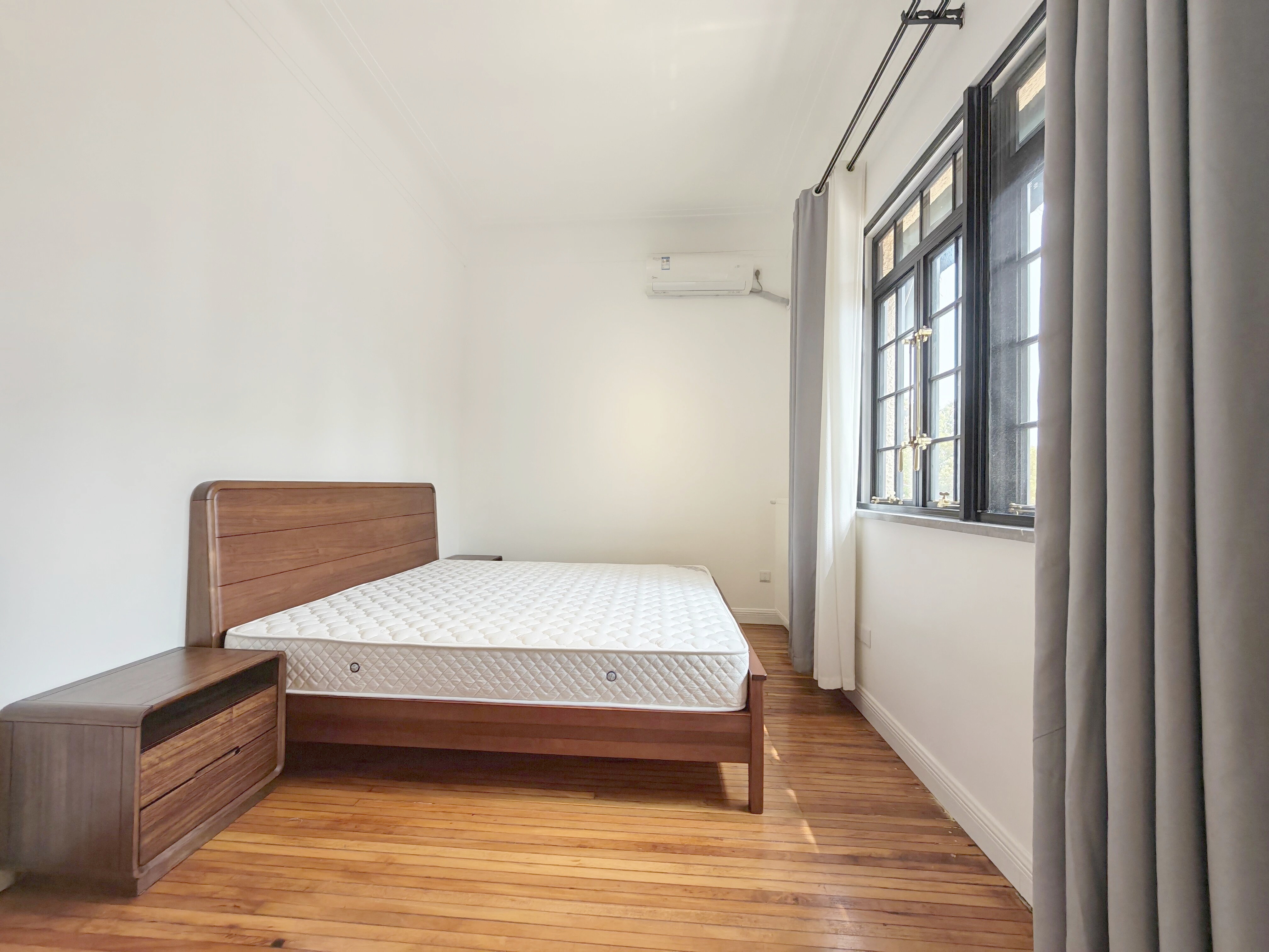 上海岳阳路195弄小区二手房房源图片