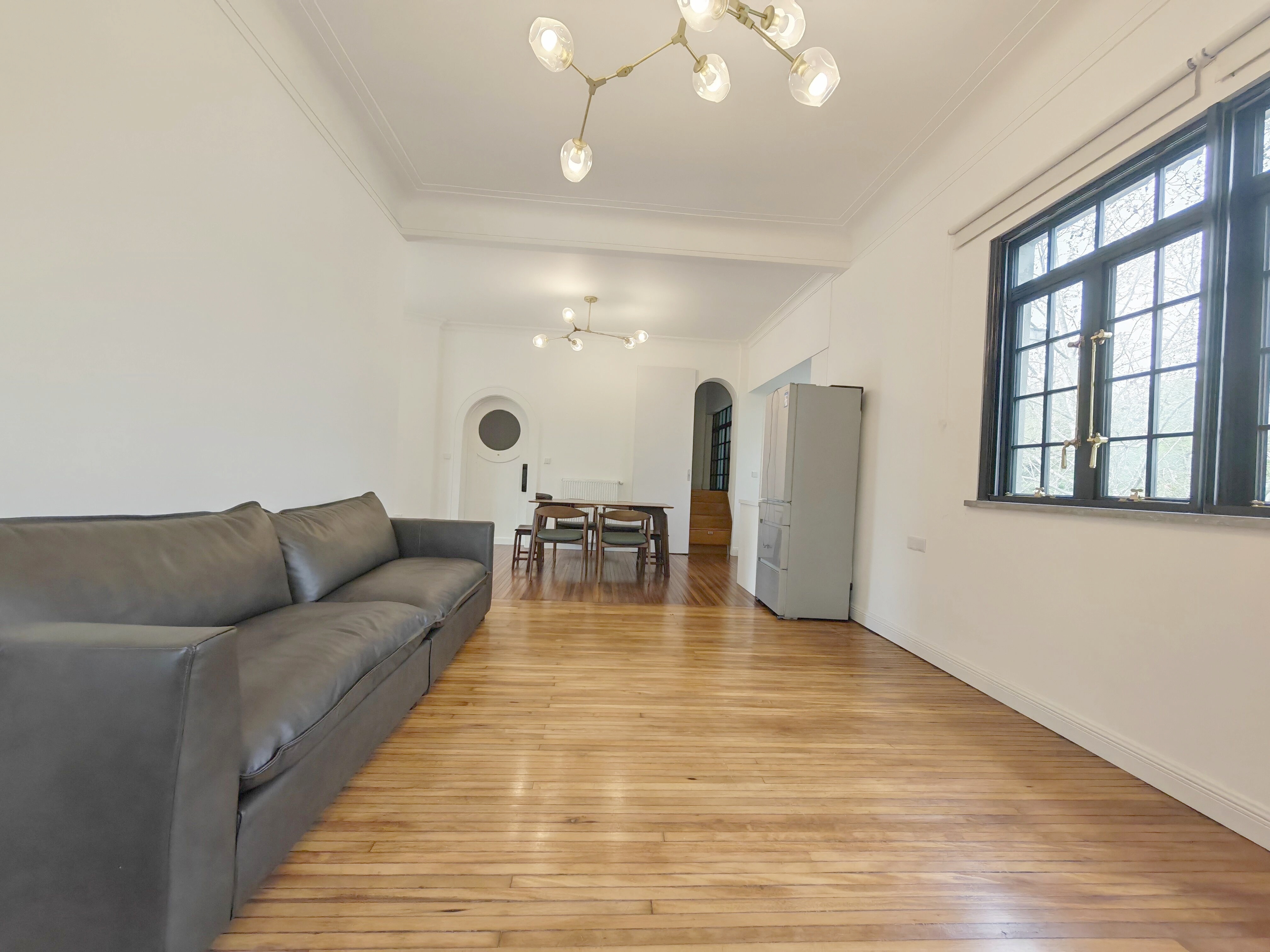 上海岳阳路195弄小区二手房房源图片